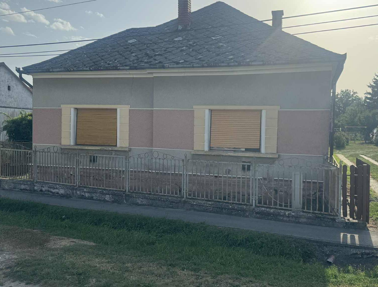 Magyarszentmiklós: (ACA) Casa de campo en un entorno tranquilo y armonioso. 