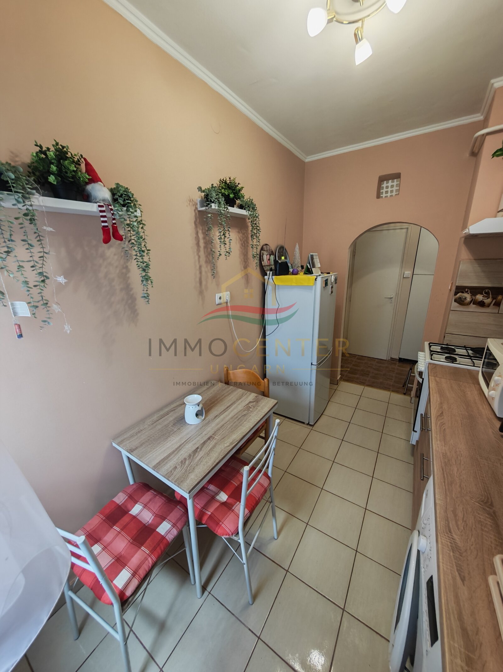 Apartamento en el segundo piso en el corazón de Kaposvár