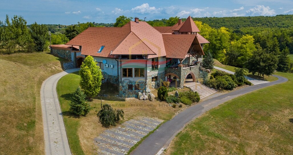 (AAA) Exklusives Reitanwesen mit Panoramablick nahe Siófok am Balaton