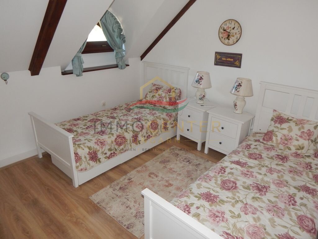 Casa señorial en el corazón de la cuenca de Káli.