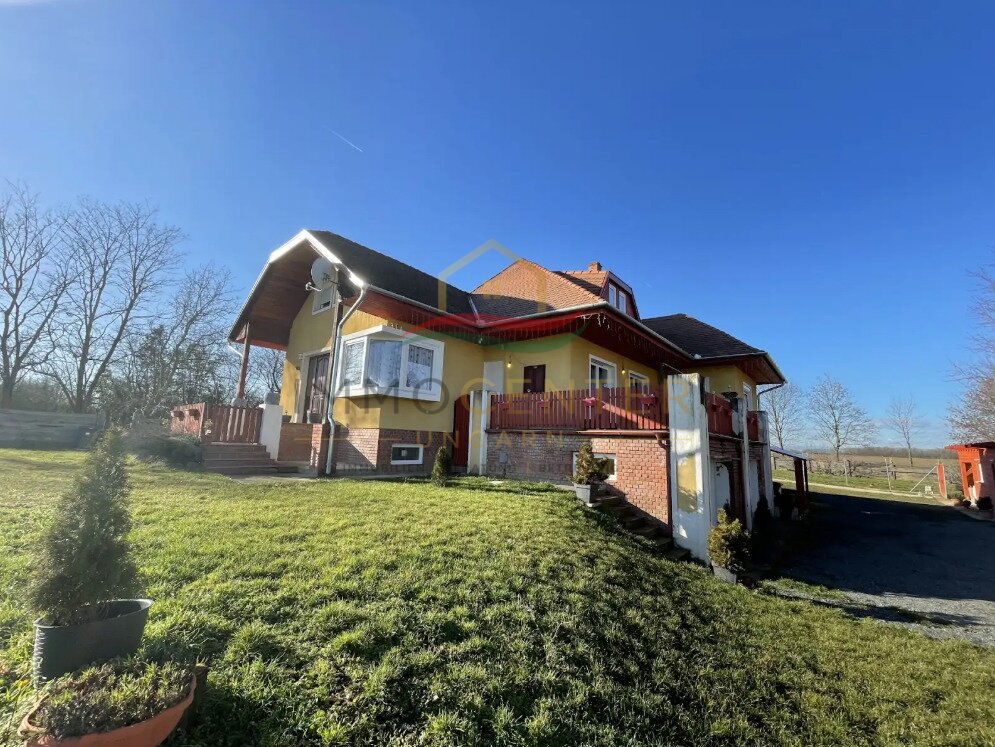 La casa de tus sueños en una zona tranquila y familiar.