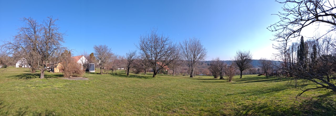 Terreno edificable idílico con vistas amplias - ¡Paraíso natural para realizar su propiedad soñada! Terreno edificable idílico con vistas amplias - ¡Paraíso natural para realizar su propiedad soñada!