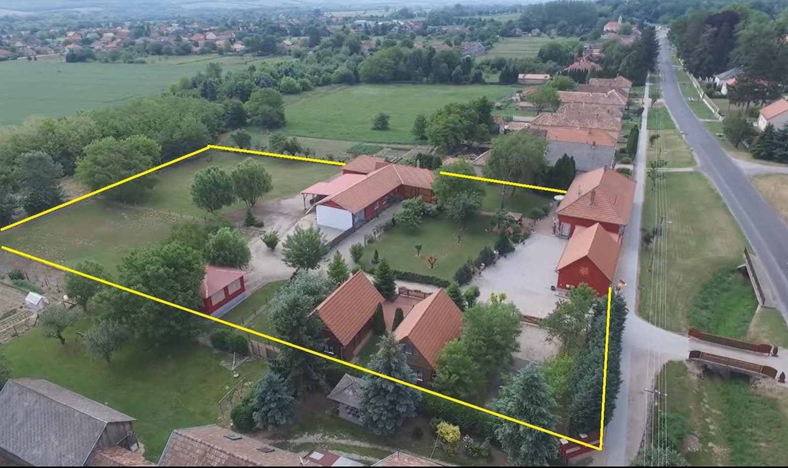 Zalacsany: Lakókocsi/lakóautó/hajó helyek jó és biztonságos helyen 