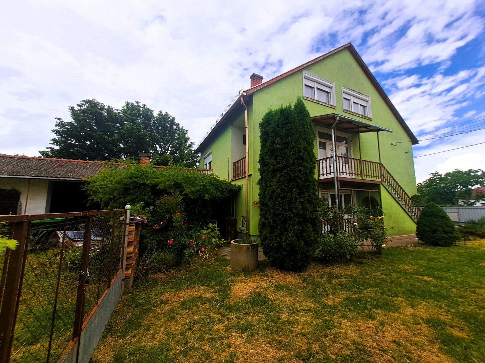 Miske: Háromszintes családi ház – szállásnak is ideális Miske: Háromszintes családi ház – szállásnak is ideális