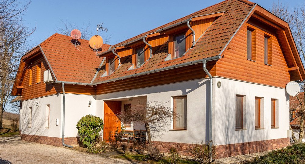 Zalacsány: (AAA) Exkluzív apartman Zalacsányban, a Batthyány Villaparkban 