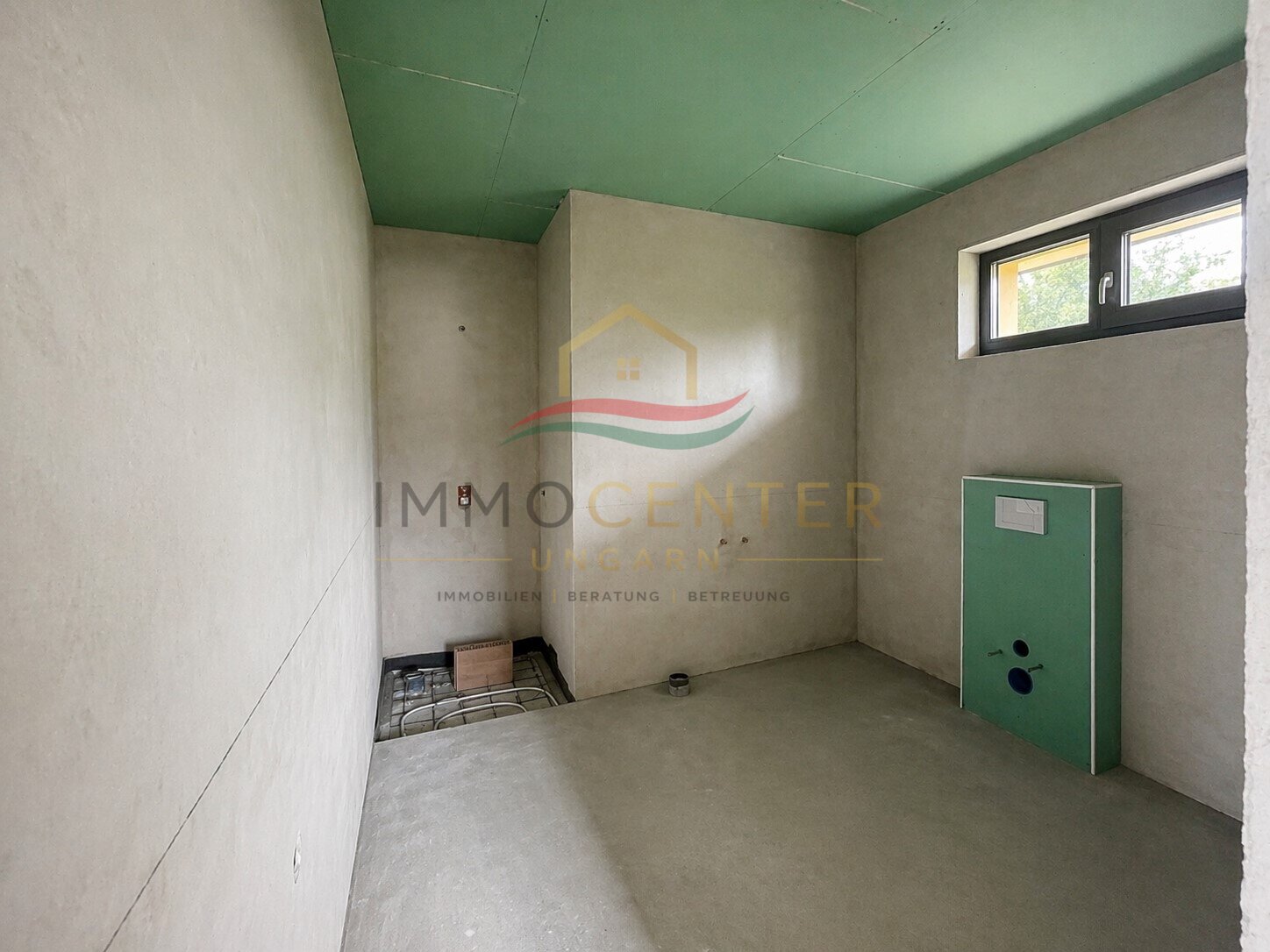 Luxus ingatlan panorámás kilátással a balatoni partra