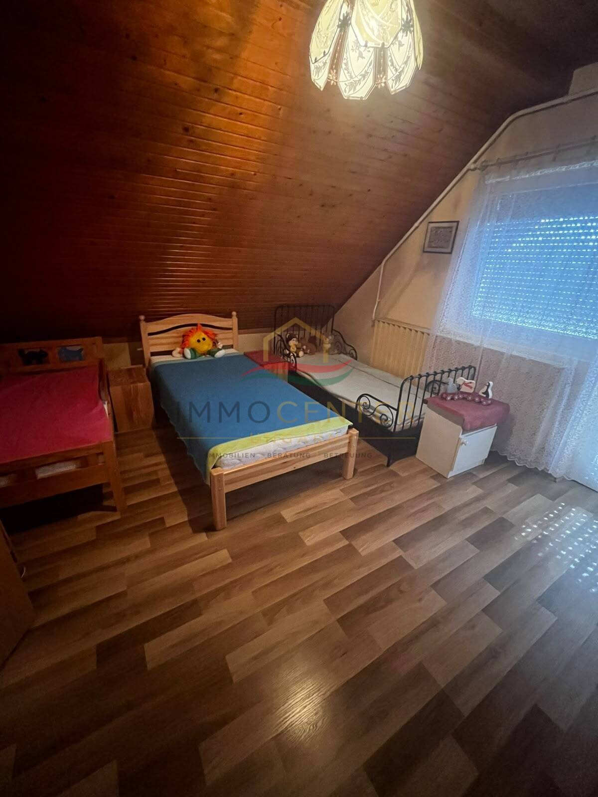 Felújított családi ház csendes, természetközeli környezetben