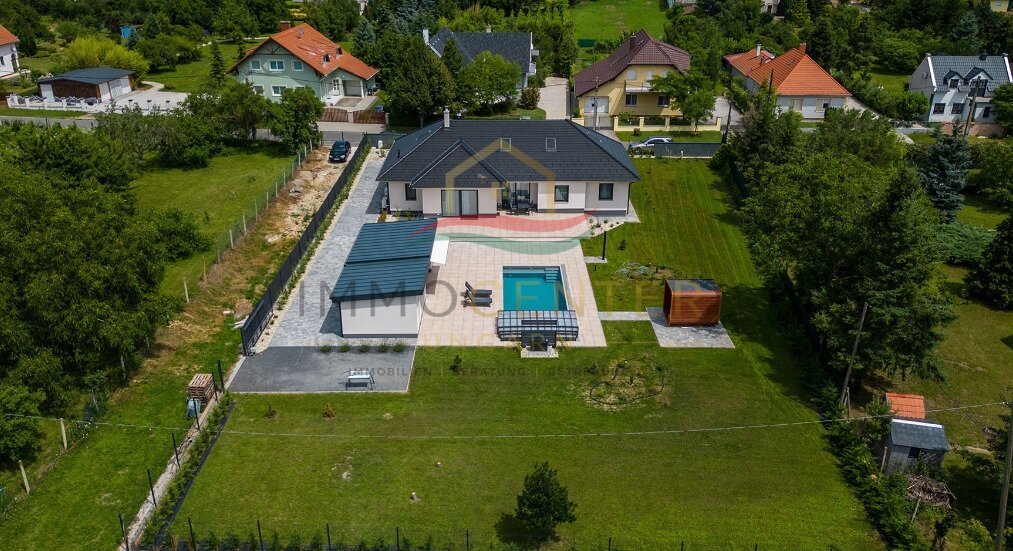 Új építésű, exkluzív családi ház