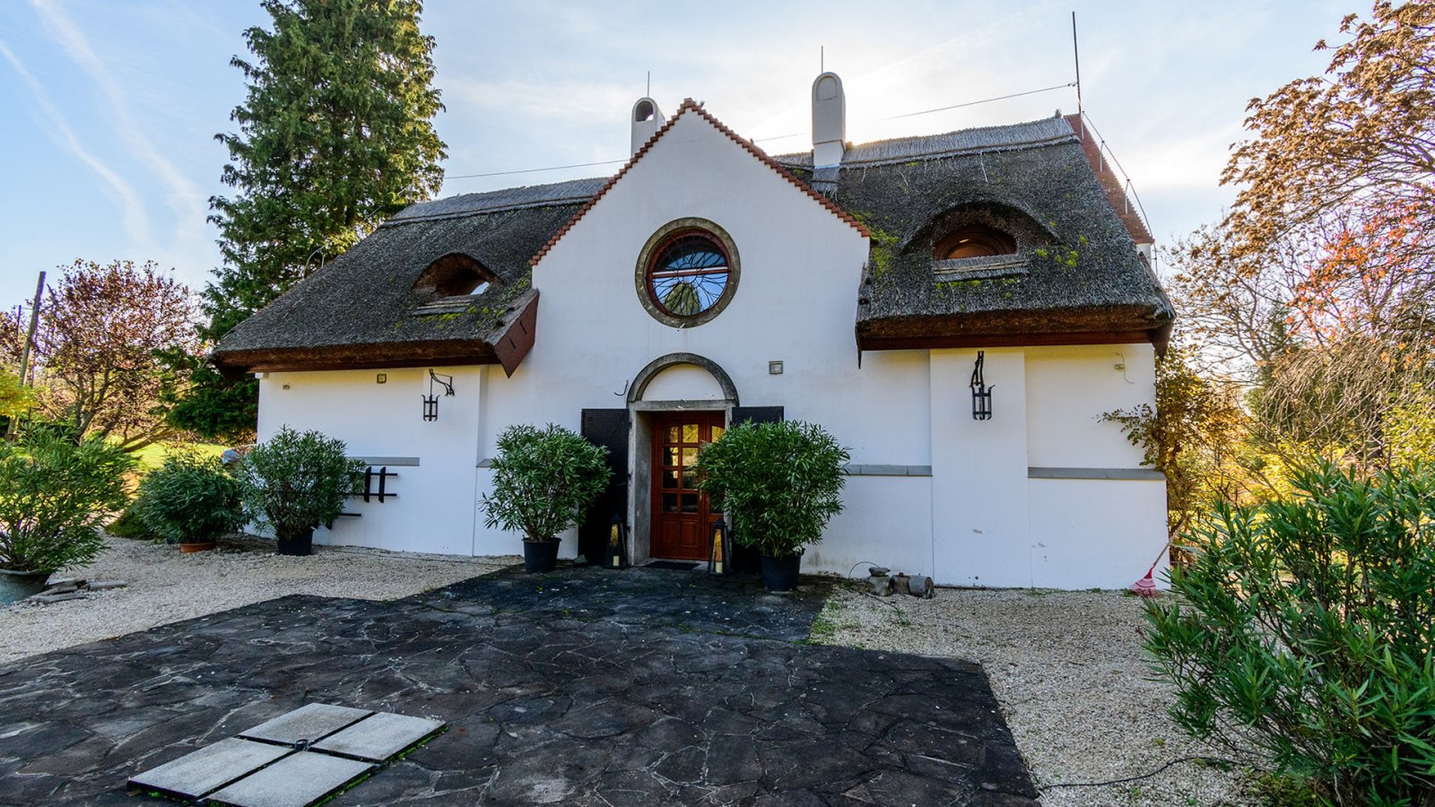 bei Gyenesdiás: Uitzonderlijk, discreet, traditioneel pand met panoramisch uitzicht en groot terrein aan de noordoever van het Balatonmeer (AAA-33768) 