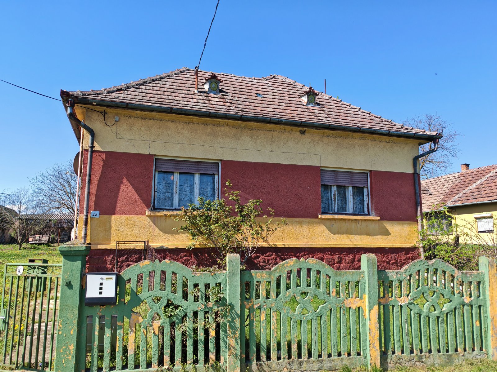 Sávoly: Groot huis op mooie locatie biedt enorm potentieel (BCA) 