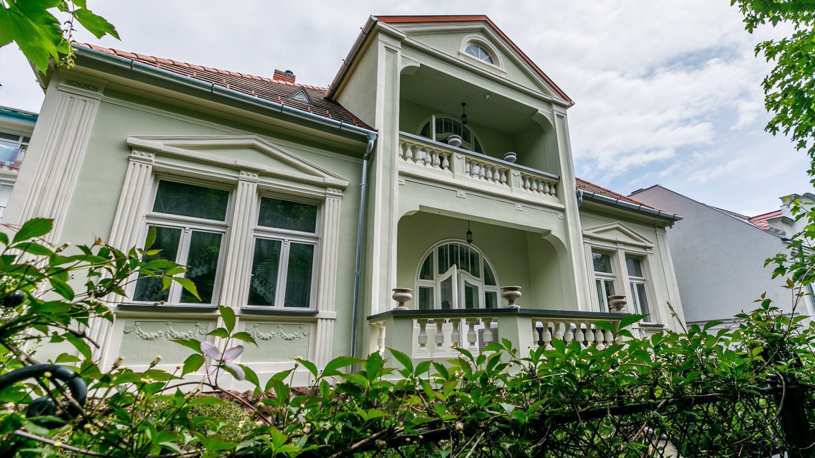 Keszthely: Imposante stadsvilla in Keszthely aan de noordkust van het Balatonmeer 