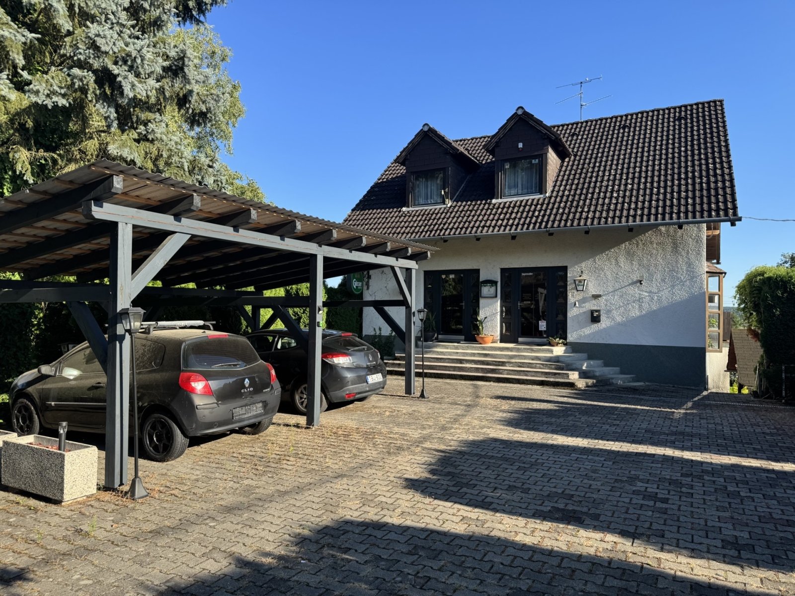 Szentgotthárd: Tweegeneratiegezinswoning nabij de Oostenrijkse grens 