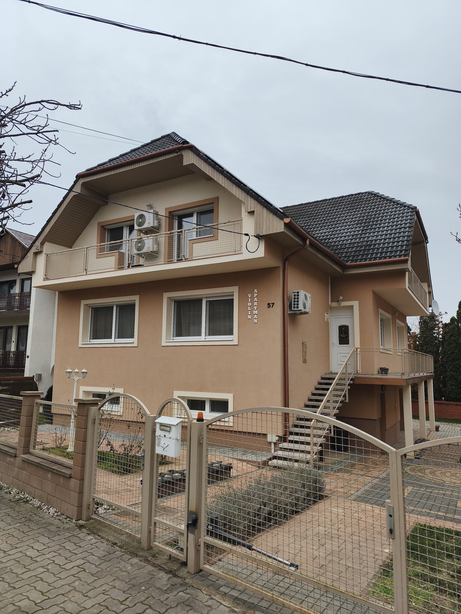 Hévíz: (AAA) Luxe accommodatie met wellnessoase en appartement 