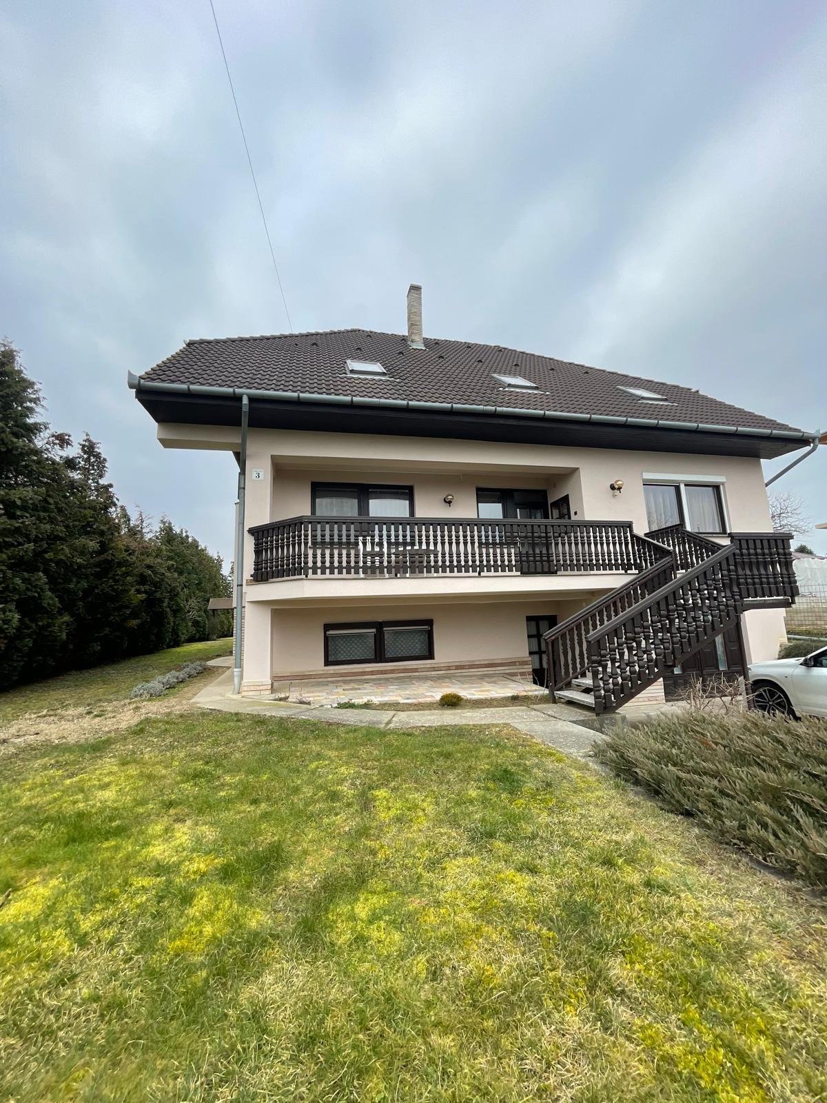 Keszthely: (ABA) Familiehuis voor drie generaties met panoramisch uitzicht 