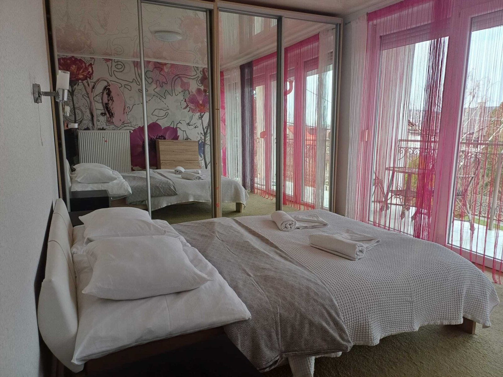 Hévíz: 6 appartementen met 12 kamers 