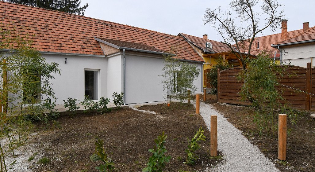 Hévíz: Gerenoveerd appartement in het centrum van Hévíz 