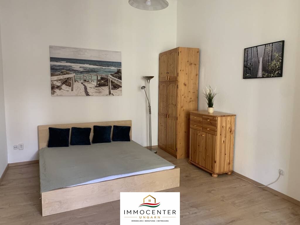 (AAC) Gerenoveerd appartement in een historisch woongebouw in het 7e district