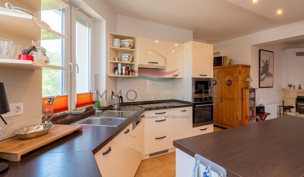 (AAA) Een prachtig landhuis op een uitstekende locatie met gastenkamers.