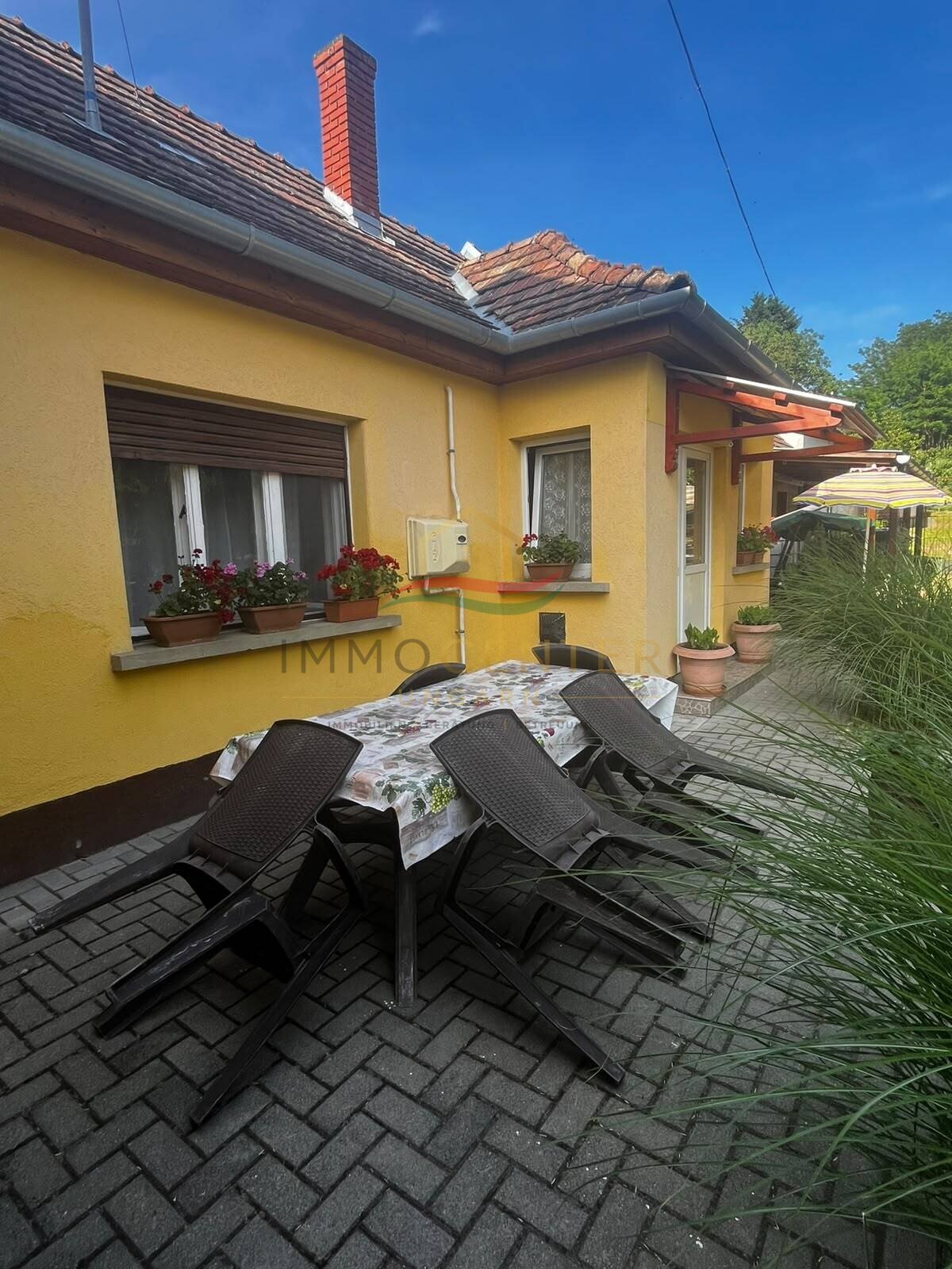 Várvölgy: Gerenoveerde vrijstaande woning in een rustige, natuurlijke omgeving. Várvölgy: Gerenoveerde vrijstaande woning in een rustige, natuurlijke omgeving.