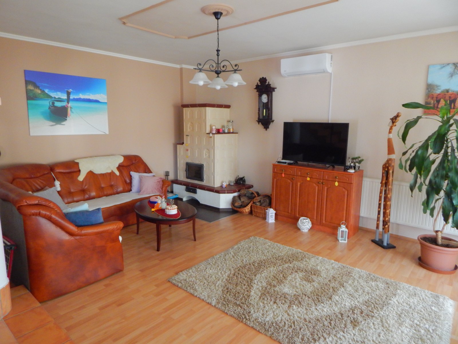 Een gloednieuwe vrijstaande woning in een rustige omgeving.