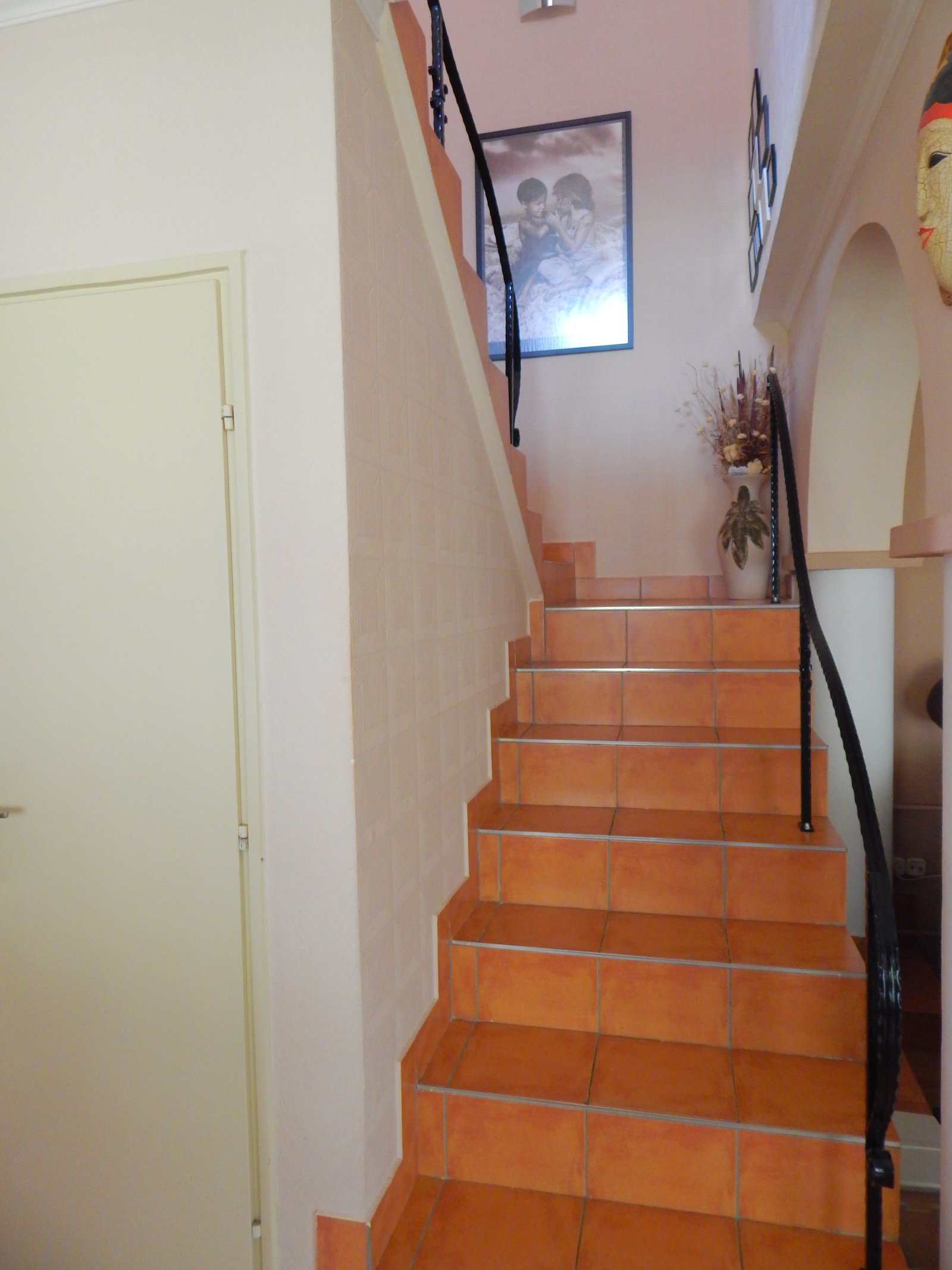 Een gloednieuwe vrijstaande woning in een rustige omgeving.