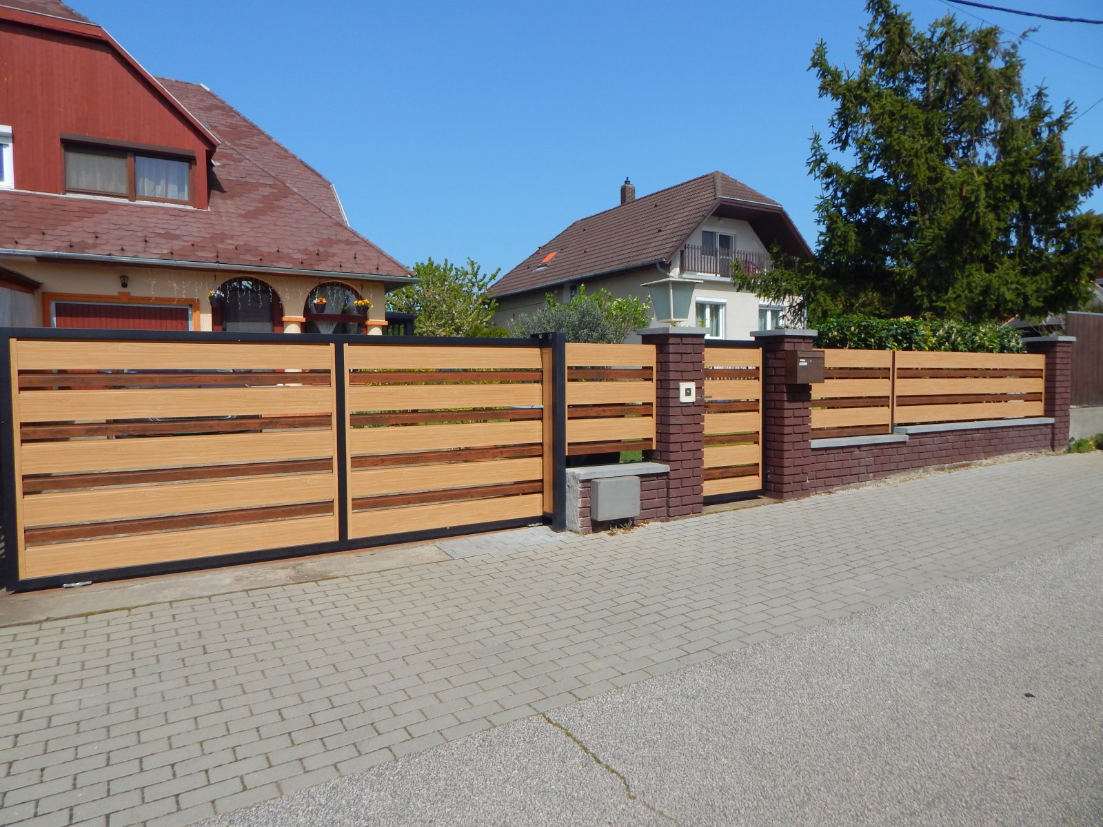 Een gloednieuwe vrijstaande woning in een rustige omgeving.