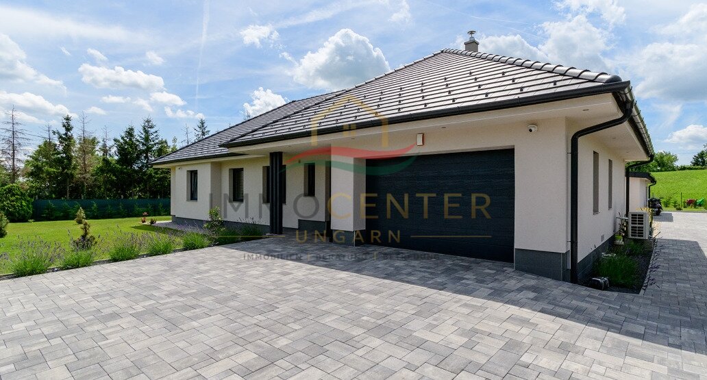 Nieuw gebouwde, exclusieve vrijstaande woning