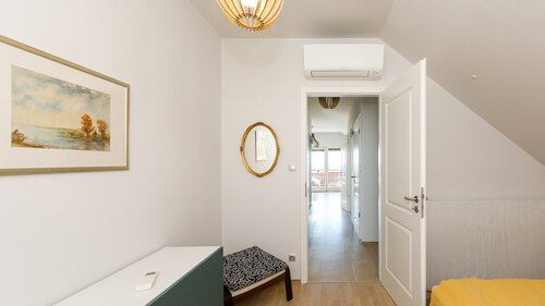 AAA: Wunderschönes Einfamilienhaus mit Panoramablick auf den Plattensee (33417)