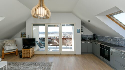 AAA: Wunderschönes Einfamilienhaus mit Panoramablick auf den Plattensee (33417)