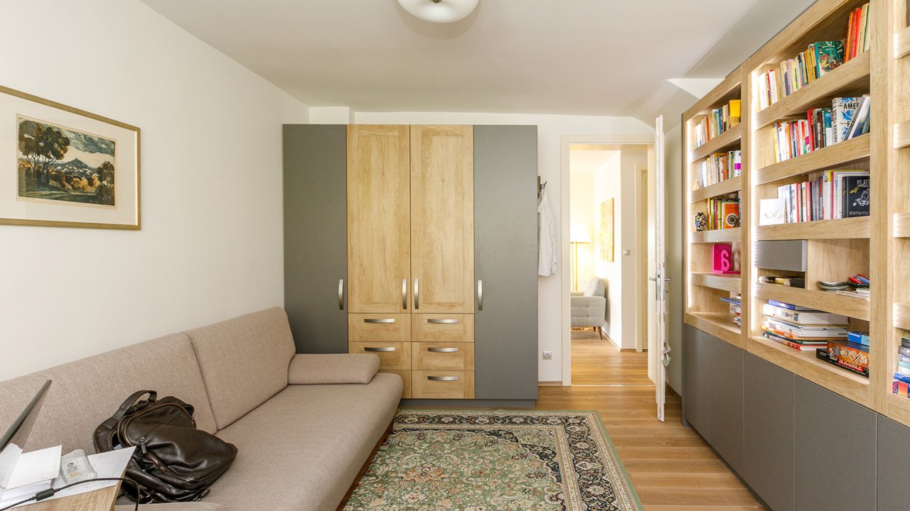AAA: Wunderschönes Einfamilienhaus mit Panoramablick auf den Plattensee (33417)