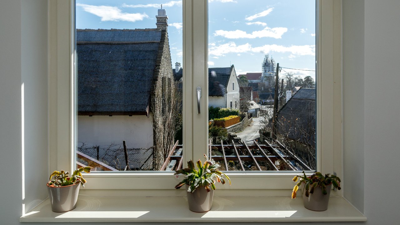 AAA: Wunderschönes Einfamilienhaus mit Panoramablick auf den Plattensee (33417)