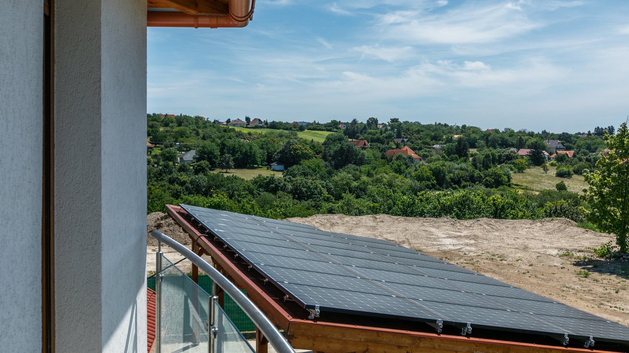 (AAA) geräumiges Wohnhaus mit Blick auf den Plattensee (33468)