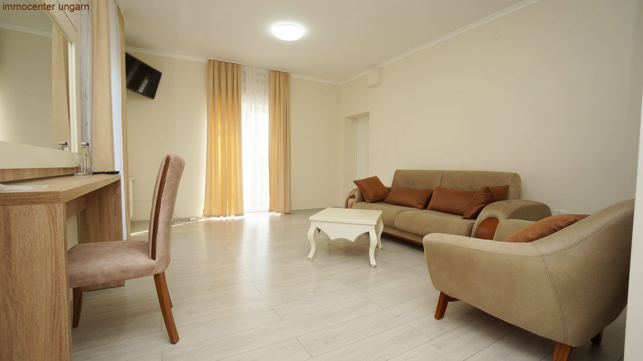 (AA) Stilvolles Apartmenthaus in Héviz (33211-3)
