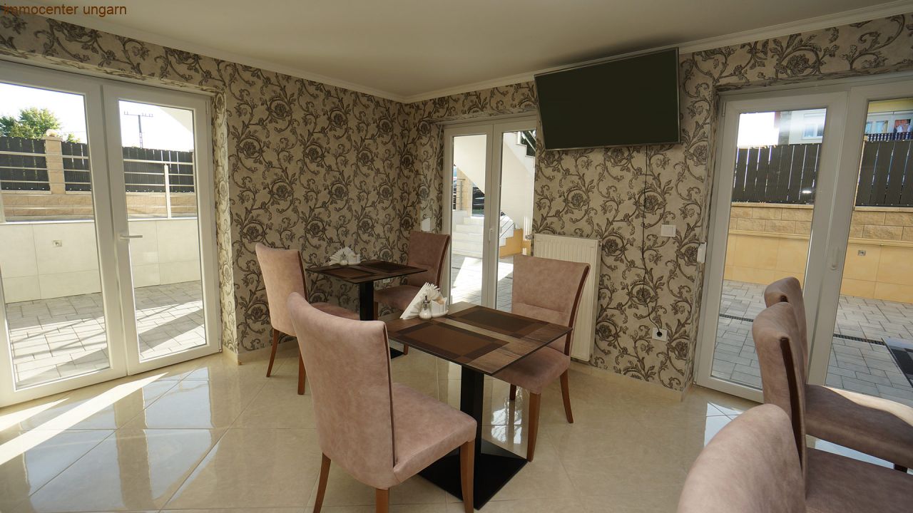 (AA) Stilvolles Apartmenthaus in Héviz (33211-3)