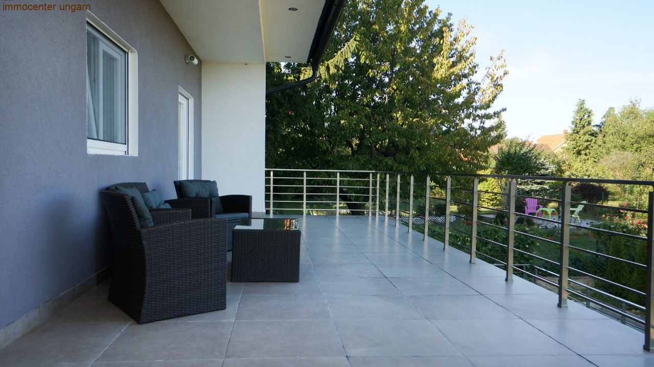 (AA) Stilvolles Apartmenthaus in Héviz (33211-3)