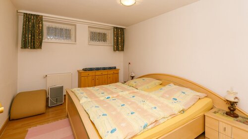 AAA: renoviertes Einfamilienhaus in Top Lage (33424-2)