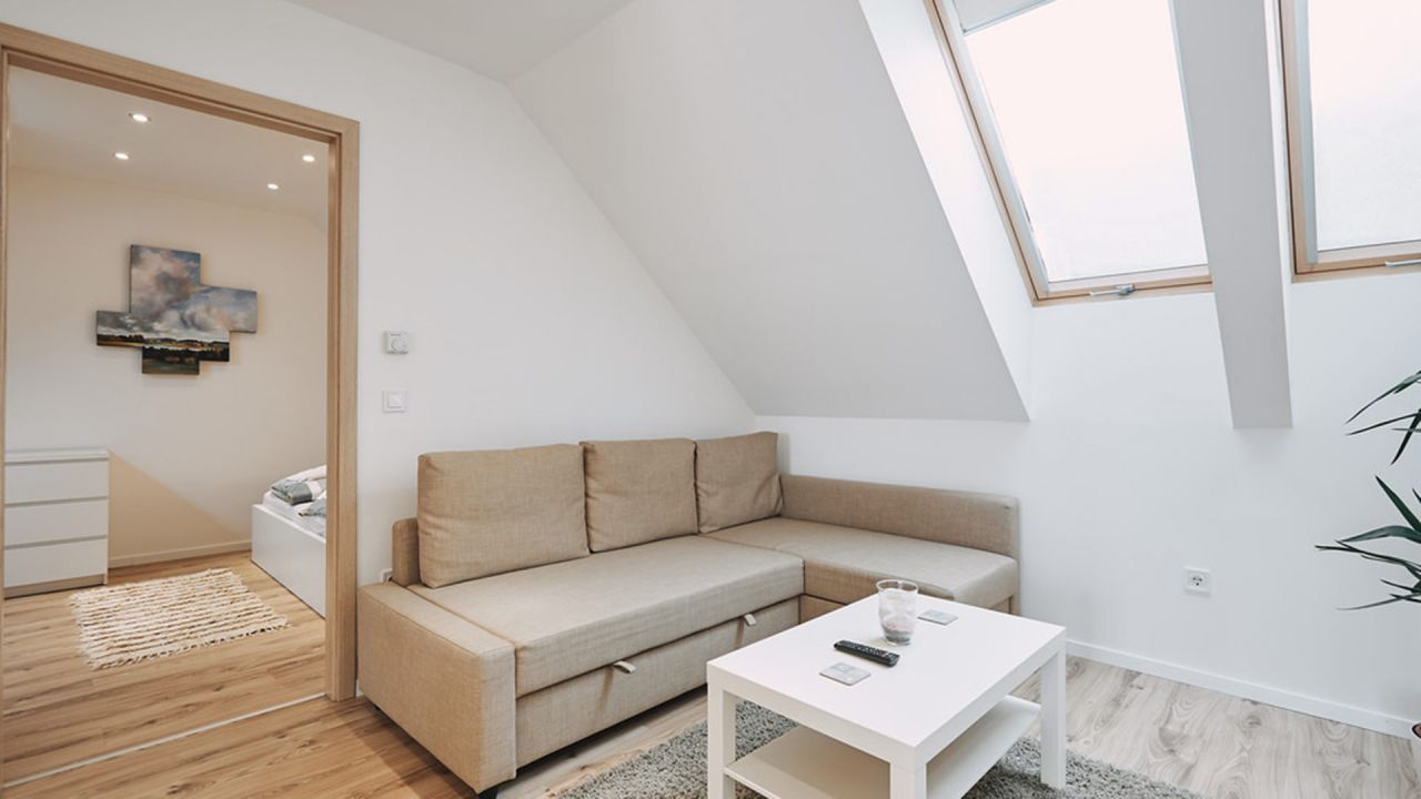 (AAA) Neuwertiges Mehrfamilienhaus mit 5 Eigentumswohnungen (66127)