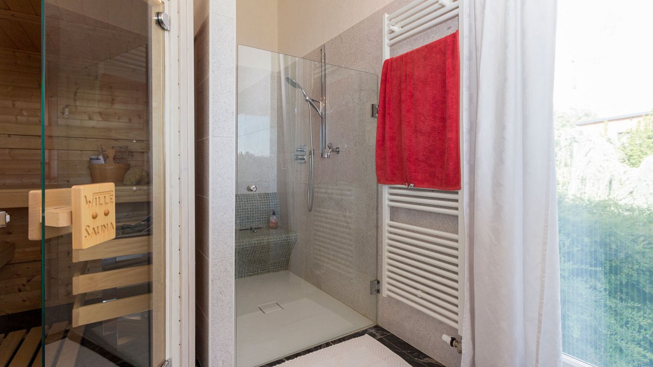 (AAAB) Luxeriöses Anwesen mit Balaton-Panoramablick und großem Pool (33597)