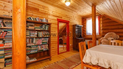 (AAAB) Original siebenbürgisches Blockhaus als echte Kuriosität (33563) — immocenter-ungarn-haus-kaufen-33563-Wohnzimmer-oben2