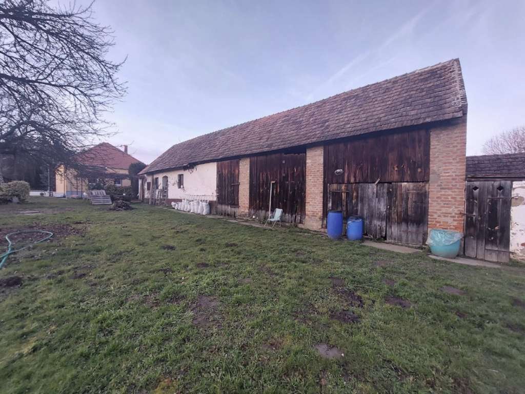 Neu renoviertes Landhaus Nähe Österreich mit großem Grundstück für Selbstversorger (WH3779-ANZ)