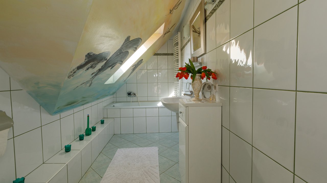 (AAAB) Gemütliche Villa in Ungarn kaufen mit Blick auf den Plattensee (11681-2)