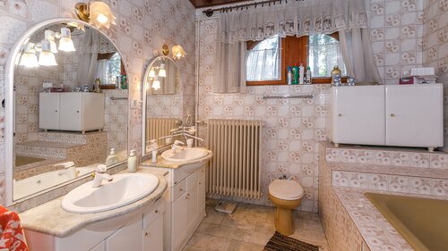(ABB) Hotel-Pension am Balaton Nordufer in guter zentraler Lage (66155) — Privatwohnung