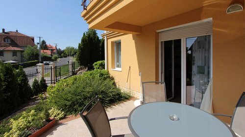 (AAAB) Wohnanlage mit 8 komfortablen Appartements im weltbekannten Kurbad Héviz (66071-1)