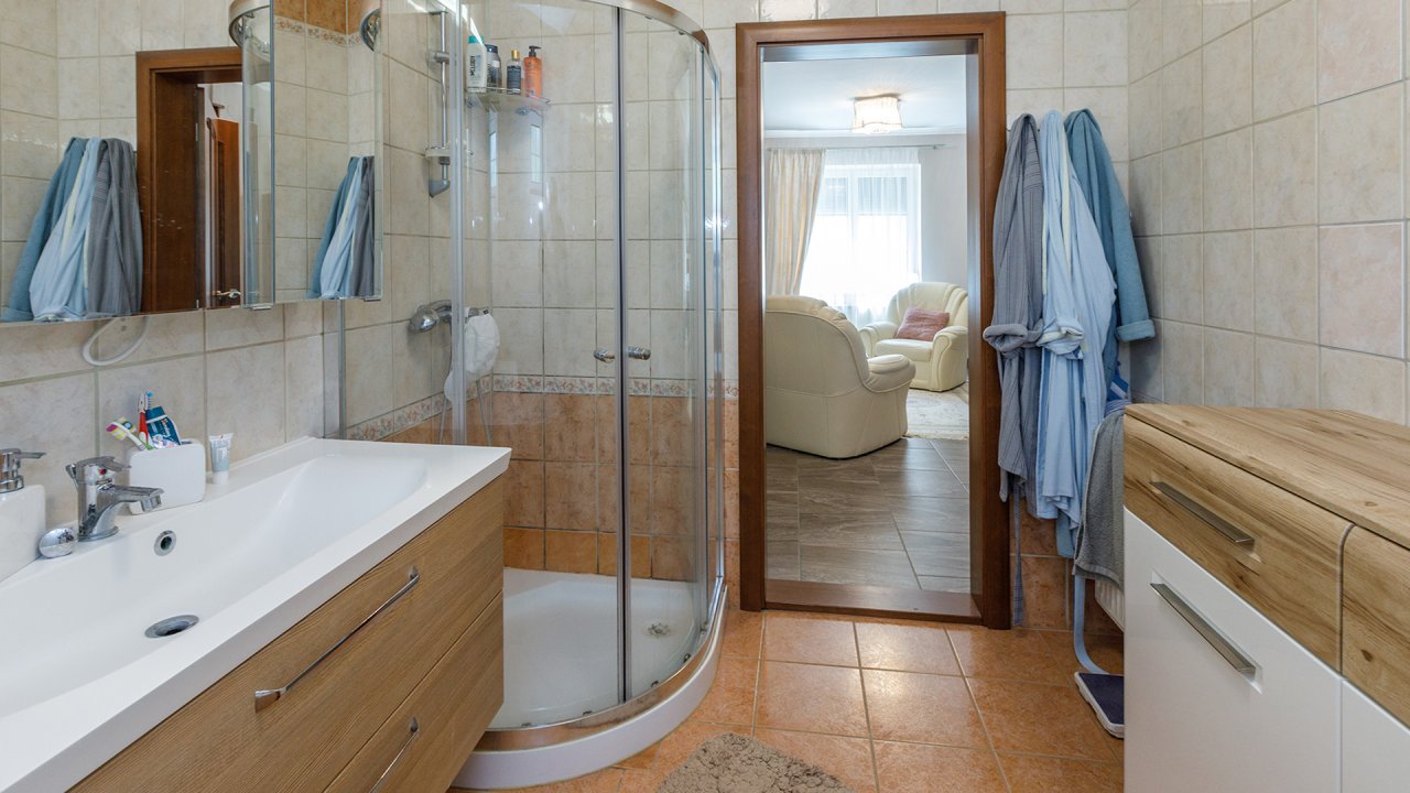 (AAAC) Geräumiges Wohnhaus im malerischen Kurort Héviz / Ungarn (33464-3)
