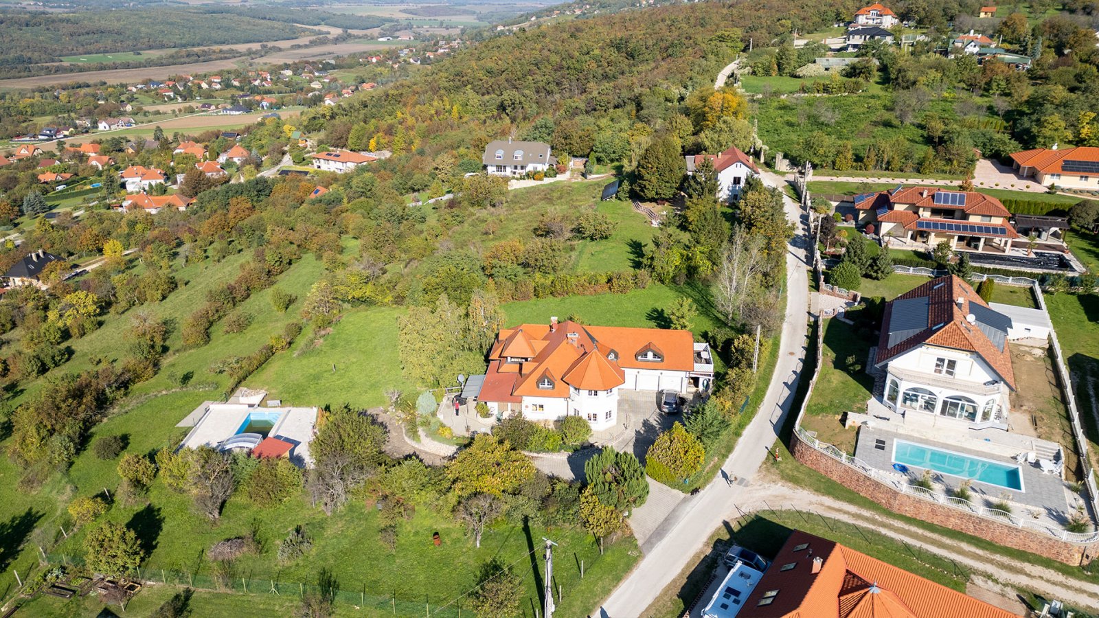 Außergewöhnliches Familienhaus am Plattensee (AAA)