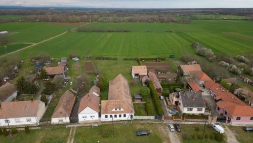 Repräsentativer &amp; historischer Gutshof Nähe Österreich (BAA-WH8746) (WH8746)