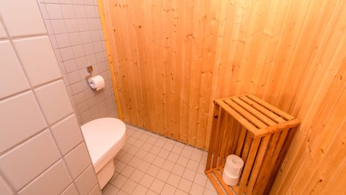Außergewöhnliches, diskretes Anwesen im traditionellen Stil mit Panormablick und großem Grundstück am Nordufer des Balaton (AAA-33768) (33768)