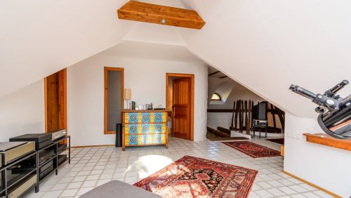 Außergewöhnliches, diskretes Anwesen im traditionellen Stil mit Panormablick und großem Grundstück am Nordufer des Balaton (AAA-33768) (33768)