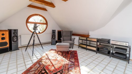 Außergewöhnliches, diskretes Anwesen im traditionellen Stil mit Panormablick und großem Grundstück am Nordufer des Balaton (AAA-33768) (33768)