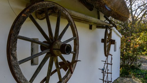 Außergewöhnliches, diskretes Anwesen im traditionellen Stil mit Panormablick und großem Grundstück am Nordufer des Balaton (AAA-33768) (33768)